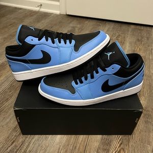 Air Jordan 1 low, Mens size 11, (New) Og all